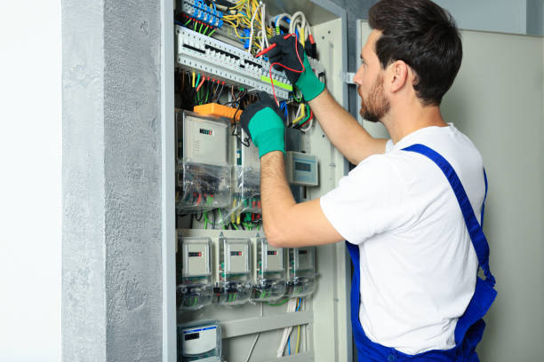 Best Affordable Emergency Electrician  in Glenmora, LA